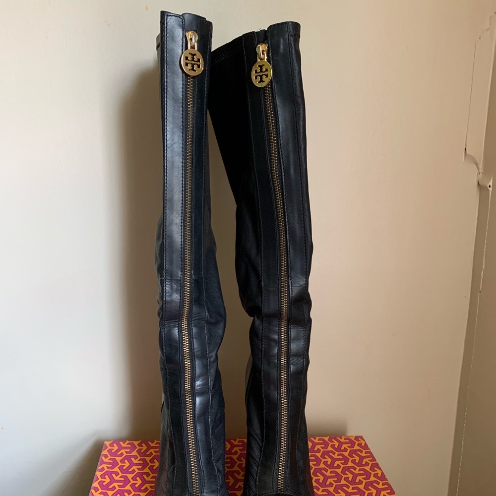 Tory Burch Fitted Black Boots / Gold plate heel